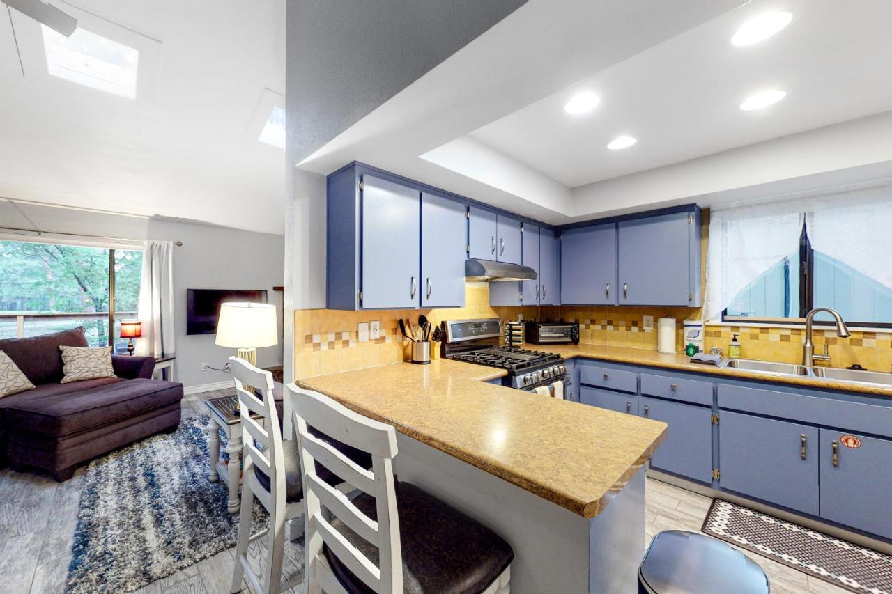 Cozy Mountain Townhome سارية العلم المظهر الخارجي الصورة