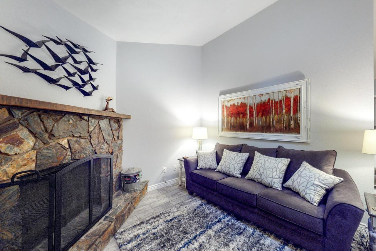 Cozy Mountain Townhome سارية العلم المظهر الخارجي الصورة
