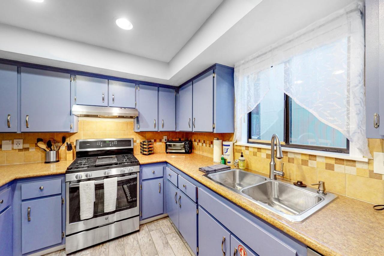Cozy Mountain Townhome سارية العلم المظهر الخارجي الصورة